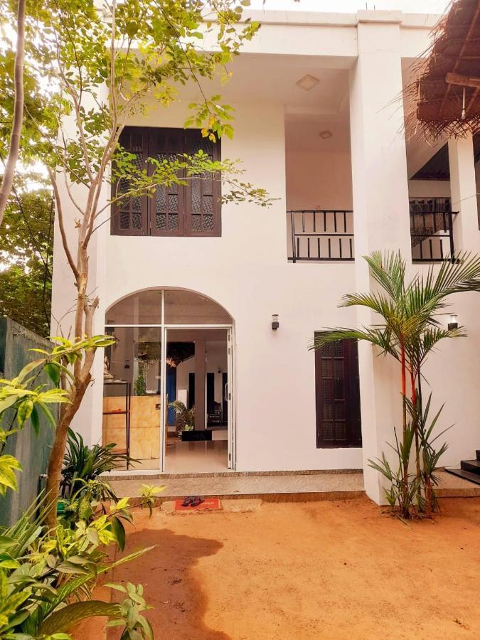 Heritage Rangiri Villa Дамбула Екстериор снимка
