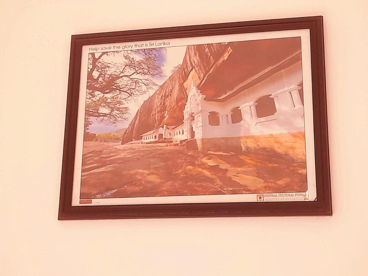 Heritage Rangiri Villa Дамбула Екстериор снимка